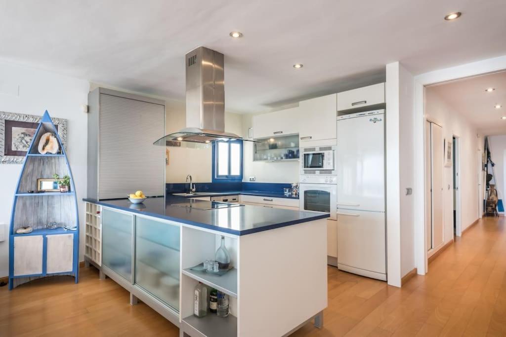 Ferienwohnung ¡Impactante Apartamento A Cero Linea De Mar! Tarragona Exterior foto